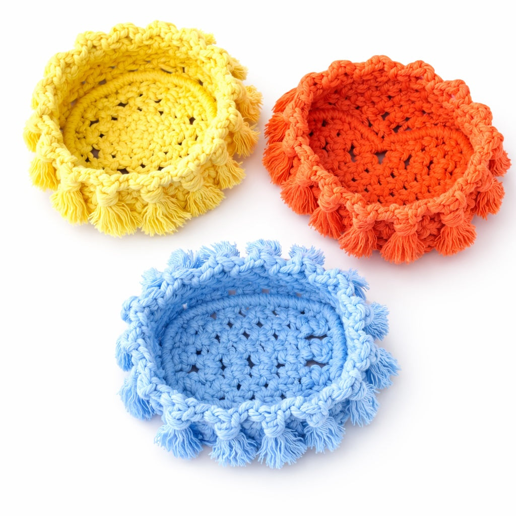 "Les petits flashy" Panier en macramé personnalisable