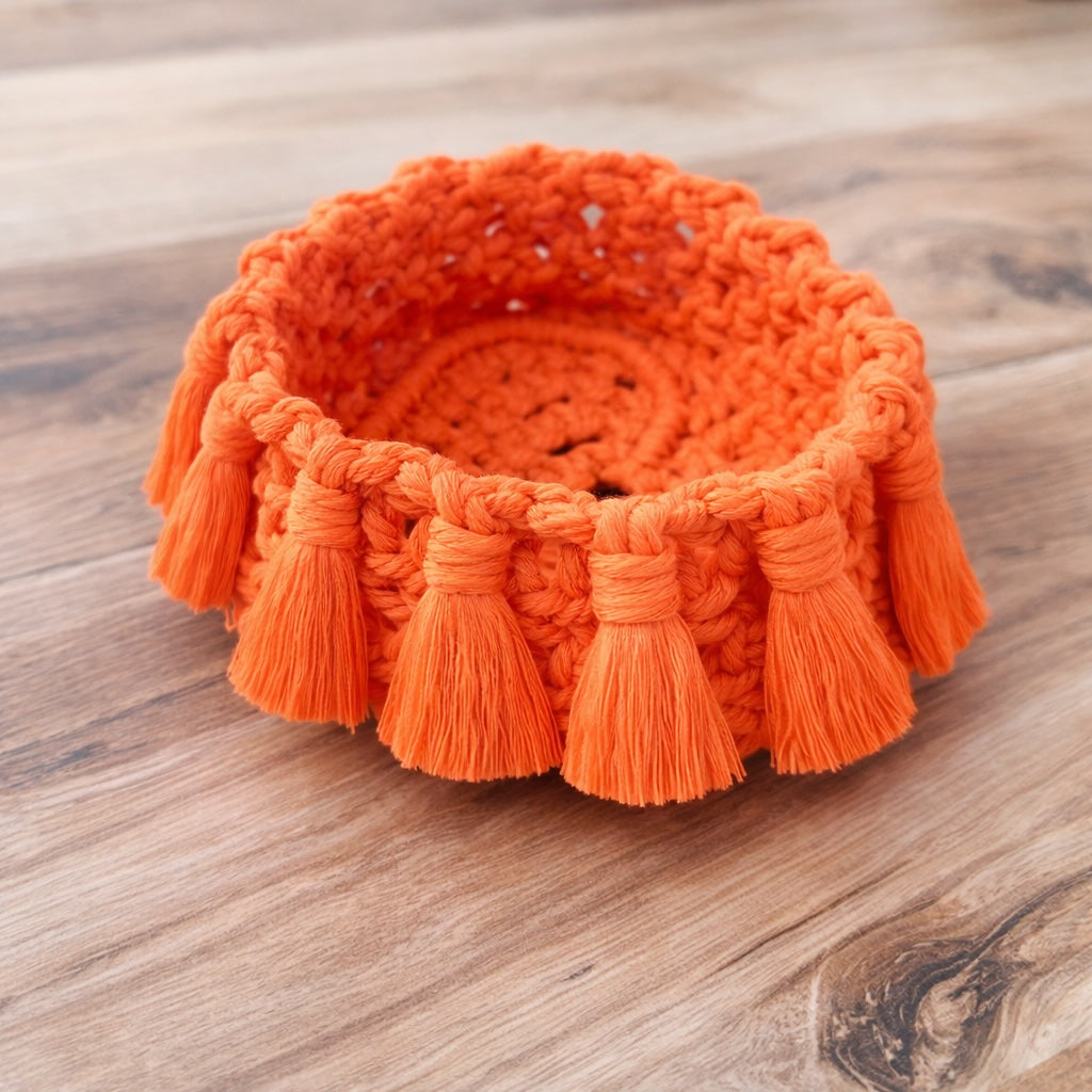 "Les petits flashy" Panier en macramé personnalisable